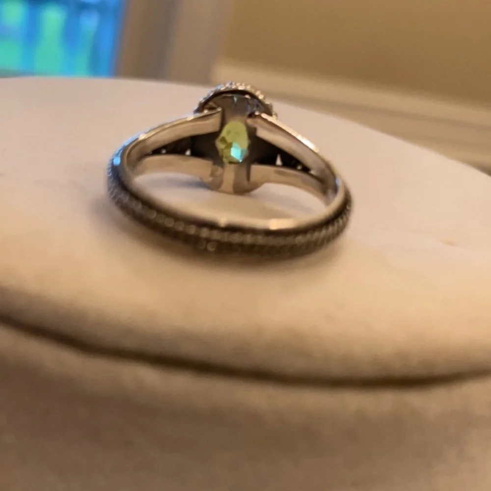 Genuine Peridot SZ 6